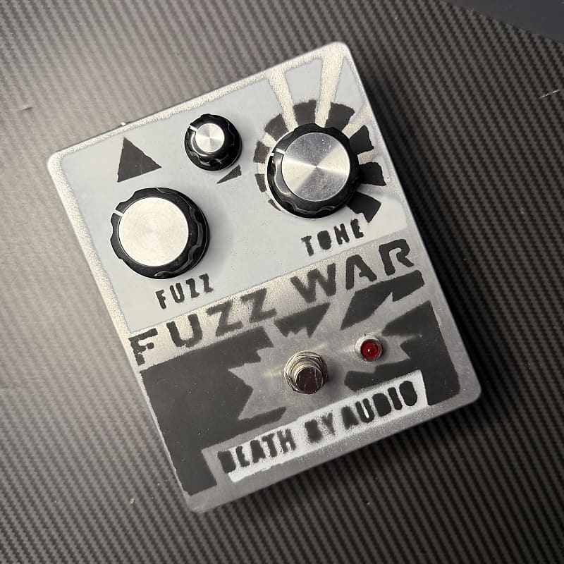 Death By Audio Fuzz War