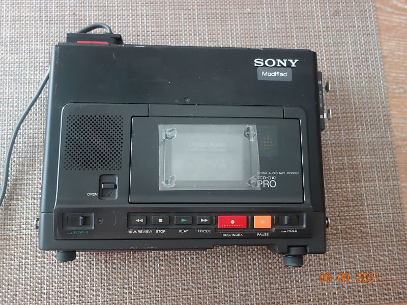 Sony TCD-D10 modified (PRO II) DAT recorder/player in excellent condition  w/120v power supply