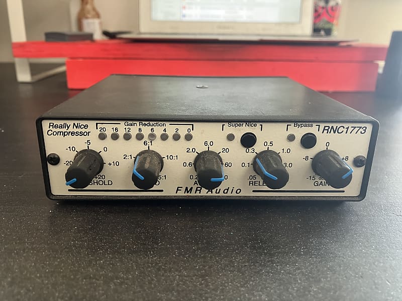 FMR Audio Really Nice Compressor RNC 1773