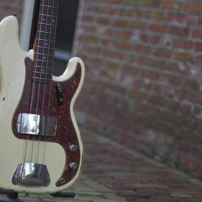 Fender Custom Shop '64 Precision Bass, Relic - Aged Vintage White image 3
