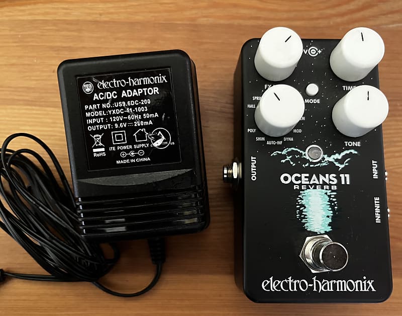 Electro-Harmonix Oceans 11 Reverb 2018 - Present - Black | Reverb