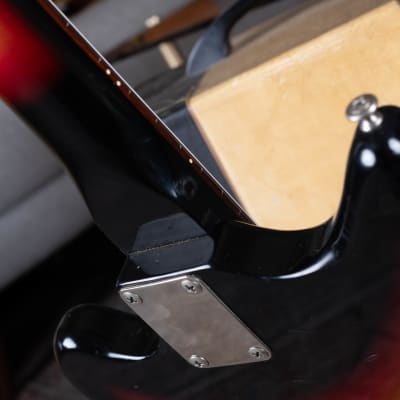 Supro Lexington 1960s - Sunburst image 14