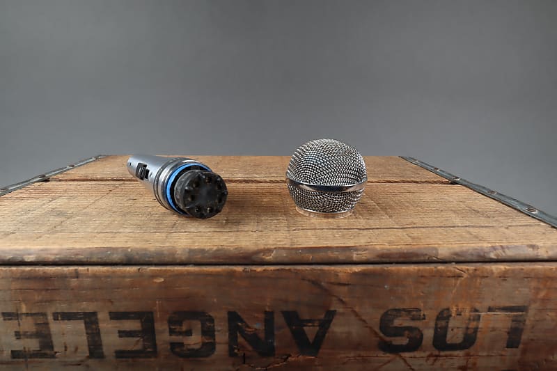 Shure 588SB Unisphere B Dynamic Microphone Professional