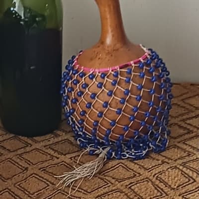 Akasa (med-large Ga-style netted retailer gourd rattle)