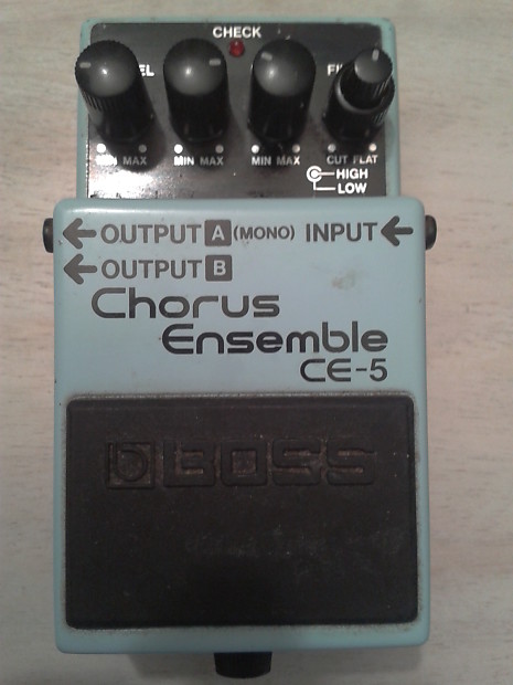 Boss CE-5 Stereo Chorus Ensemble Pedal | Sweetwater