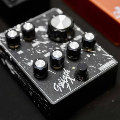 ギター Ooh LaLa Torn's Peaker fuzz Devi ever Ooh LaLa Torn's