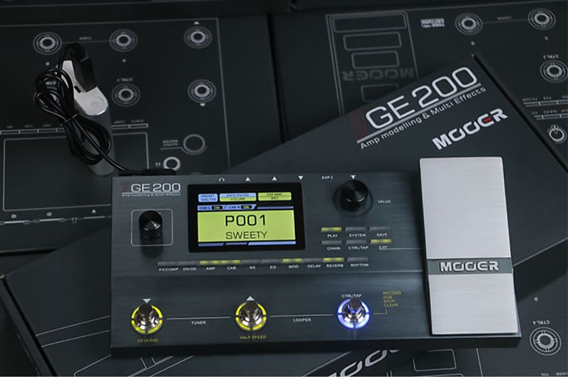 Mooer GE-200 Guitar Multi-Effects Unit
