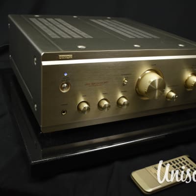 Denon PMA-2000 IV Integrated Amplifier in Very Good Condition