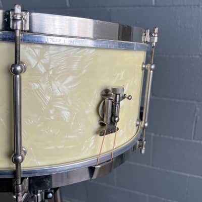 Vintage Ludwig & Ludwig 6.5x14" Snare Drum in White Marine Pearl image 4