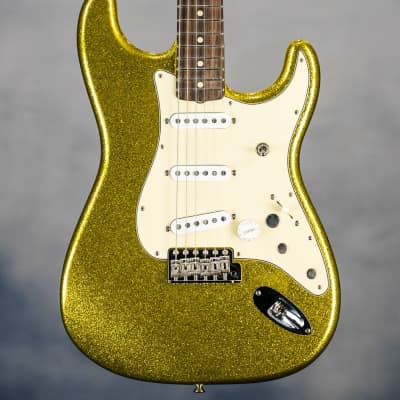 Dick Dale Stratocaster, Rosewood Fingerboard, Chartreuse Sparkle image 1