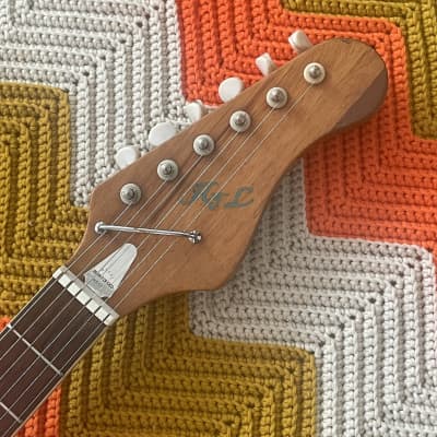 Matsumoku  Solid Body Guitar - 1960’s Made in Japan 🇯🇵! - Killer Guitar! - Awesome Pickups! - image 3