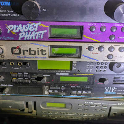 E-MU Systems Orbit 9090 V2 'The Dance Planet' Rackmount 32-Voice Synthesizer 1996 - Yellow