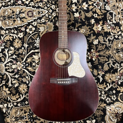 Art & Lutherie Americana “Tennessee Red” 2017 for sale
