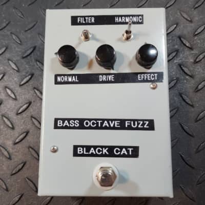 Black Cat Bass Octave Fuzz Rare label Maker Maestro | Reverb