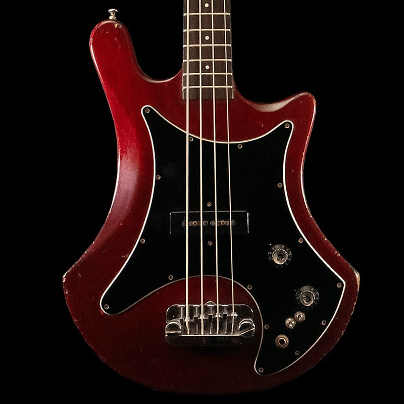 Guild 1979 B-301 Bass Guitar In Cherry, Pre-Owned | Reverb UK