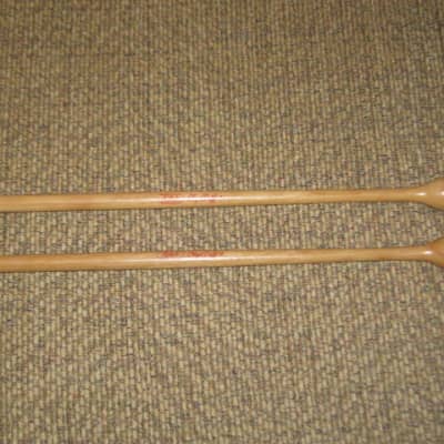 ONE pair new old stock Adams CD9 Cloyd Duff # 9 Hickory Flip Stick (Timpani Flip Stick) CORE: Both cores on one piece turned hickory with bulb shaped wood on one end and small felt ball opposite / TONE COLOR: Extremely bright to general, similar to # 3 image 4