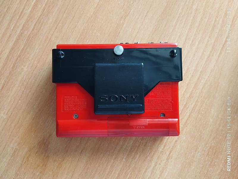 Sony WM F65 1985 - Sony Walkman radio recorder Cassette