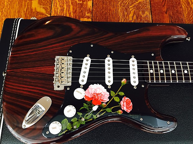 John mayer store rosewood strat