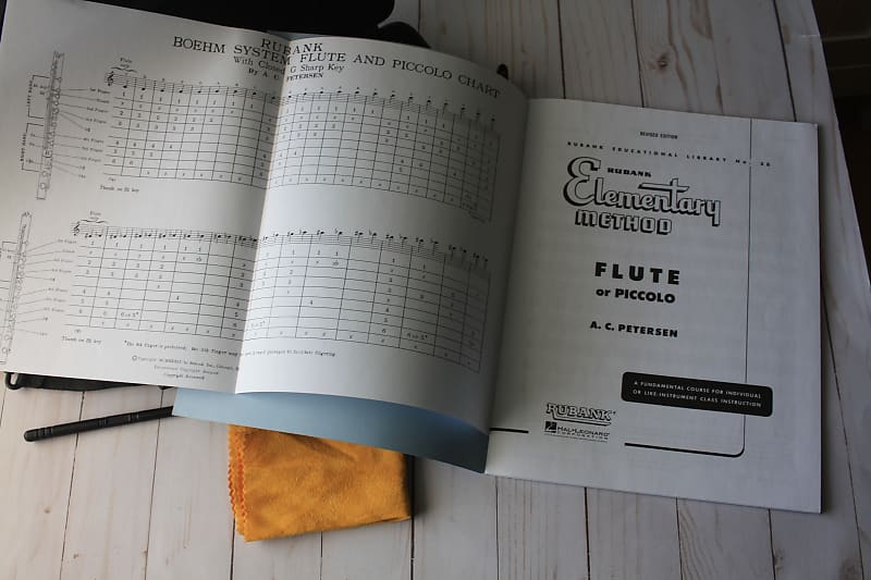 Glory GFL-130, Closed Hole C Flute- Beginner, Middle/High