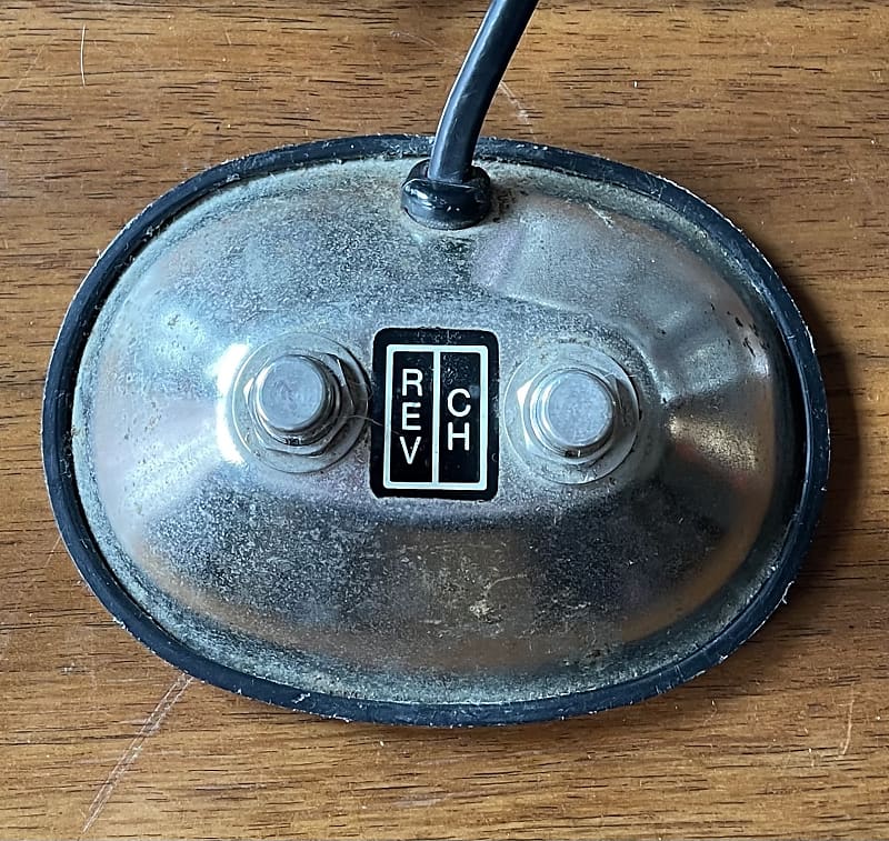 Fender 099-4051-000 Vintage 2-Button Vibrato