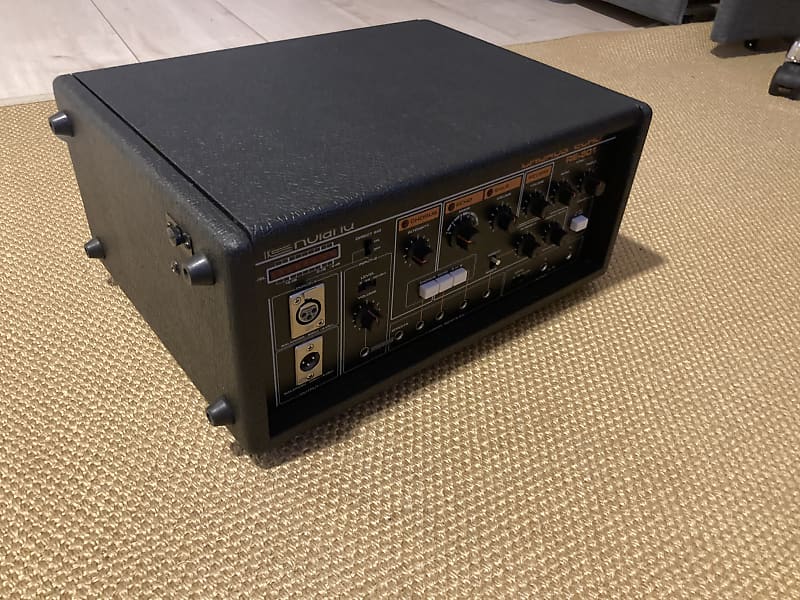 Roland RE-501 Chorus Echo | Reverb Sweden