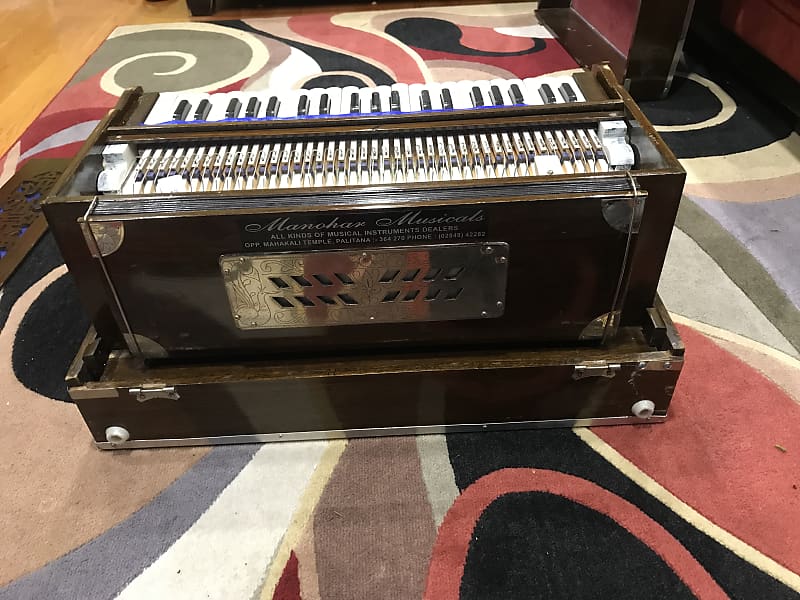 Manohar musical harmonium deals price