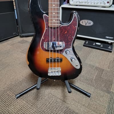 Fender 60th Anniversary Road Worn '60s Jazz Bass 2020 - 3-Tone Sunburst image 2