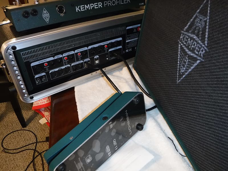 Kemper Power Rack Complete System/Rack/Remote/Expression