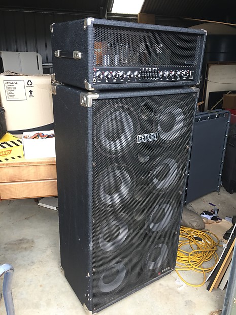Fender Bassman 300 PRO + 210ベースキャビネット Fender Bassman 300 PRO + 210 ベースキャビネット