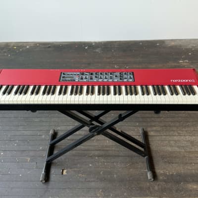 Nord Stage 2 HA88 Hammer Action 88-Key Digital Piano 2011 - 2014 - Red