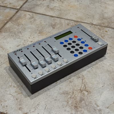 Numark TT1610 Belt Driven DJ Turntable #695 Good Used, Working