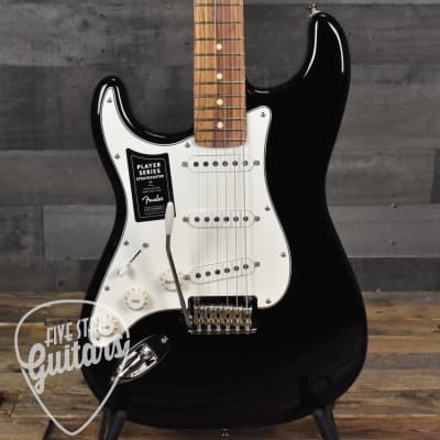 Fender Left-Handed Player Stratocaster - Black image 10
