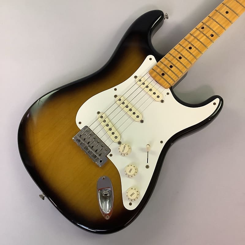 ギター Fender American Vintage 57 thin lacquer Fender American Vintage 57 thin lacquer