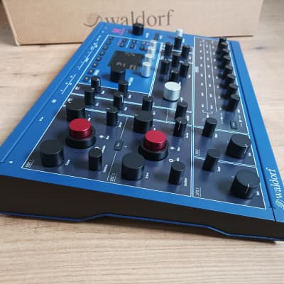 Waldorf M 8-Voice with Qcomp mod + lot of banks image 4