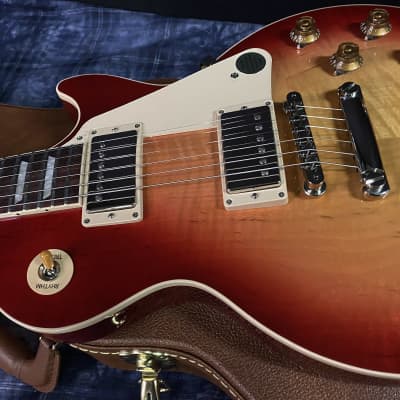 2022 Gibson Les Paul Standard '50s - Heritage Cherry Sunburst - Authorized Dealer - Only 9lbs SAVE! image 8