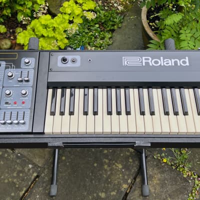 Roland SH-3A 44-Key Vintage Analog Synthesizer 1974-1978