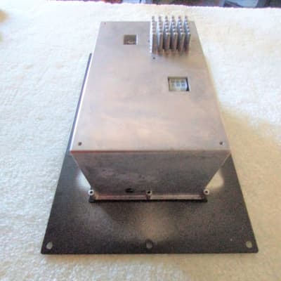 Gibson LP6 Power Amp and Backplate NEW unused; Power amp module image 17