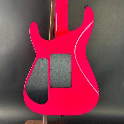 Used 2022 Jackson Custom Shop SL2H Neon Pink w/case TSU20634 image 8