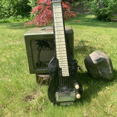 Magnatone Varsity 1950’s Lap Steel and Amp - Black and Grey Mother of Pearl image 3