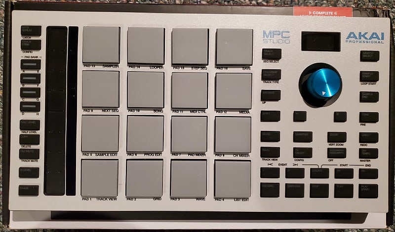 値下げ中 AKAI MPC Studio 2 akai_mpc_studio_3qtr_1200x600_