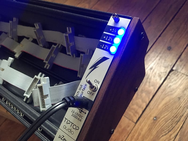 もらって嬉しい出産祝い Moog 104 Bundle Power uZeus Audio Tiptop Case Eurorack HP 鍵盤楽器