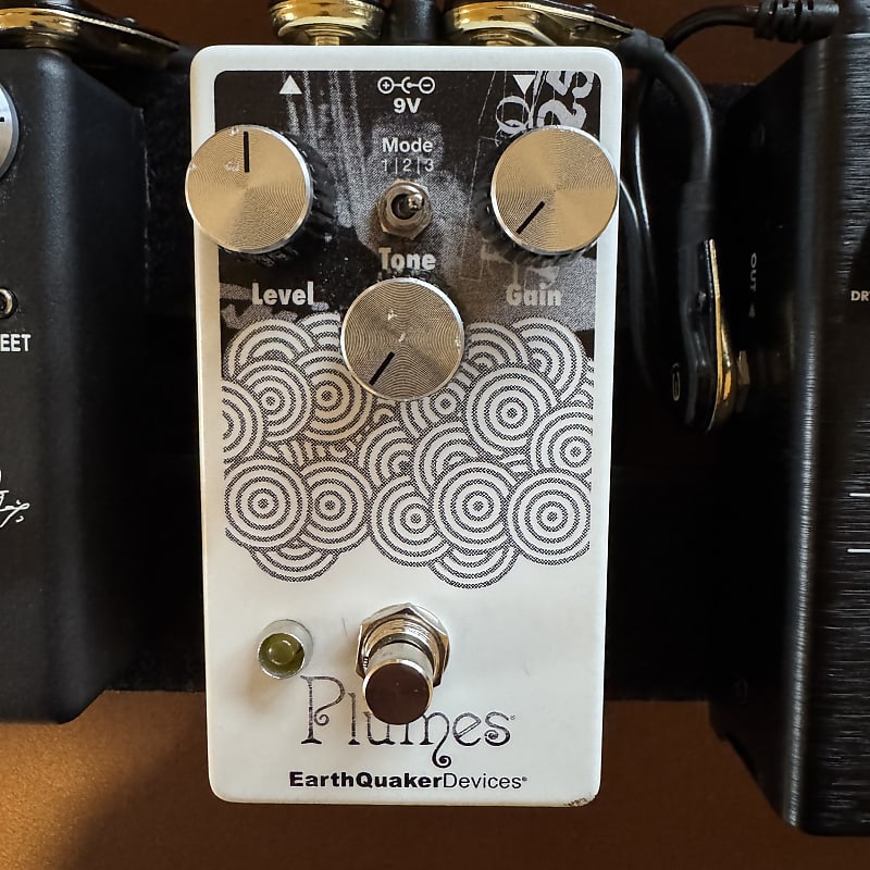 EarthQuaker Devices Plumes Small Signal Shredder