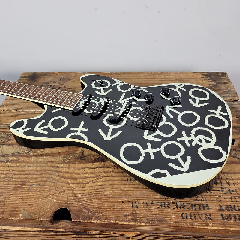 超希少！FERNANDES M-85C CIPHER mf8+EricVergo dodecahedron Pentagram cube, puzzle intellectual toy