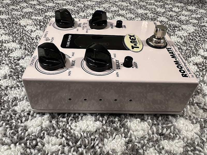 → T-REX EFFECTS ← Pedals for guitar and bass players!
