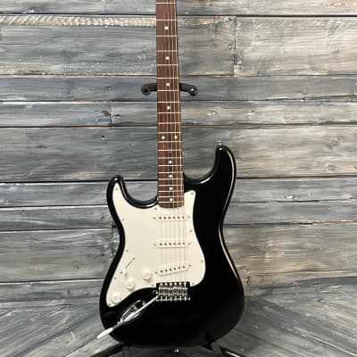 Stagg Left Handed S300 Strat Style Electric Guitar- Black image 2