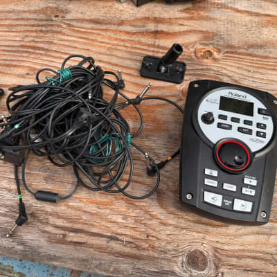 Roland TD-11 V-Drums Sound Drum Module w/Mount, Power Supply & Wiring Harness