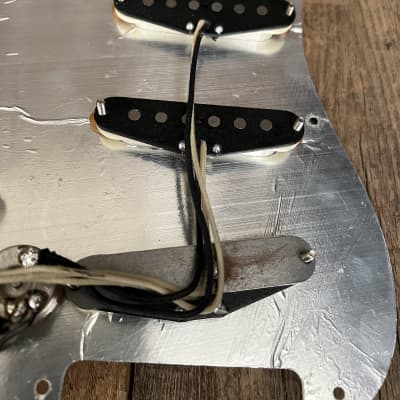 Fender CS Stratocaster Loaded Body image 12