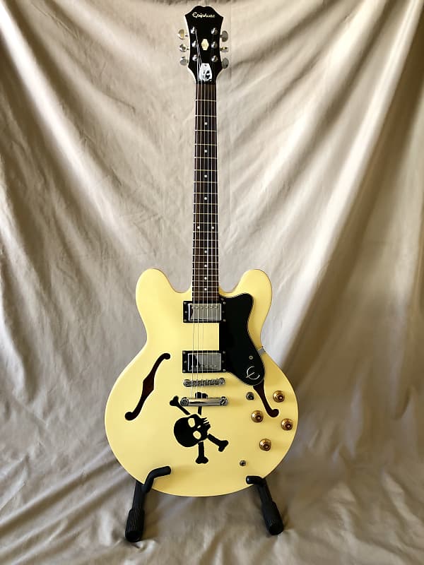 Epiphone 335 Dot 