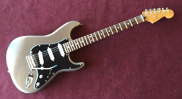 Fender Standard Stratocaster Customized 2011 Silver Sparkle image 1