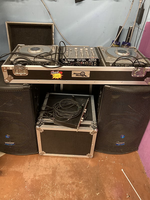DJ Equipment, Technics, Mackie Speakers, vestax mixer SLDZ Reverb